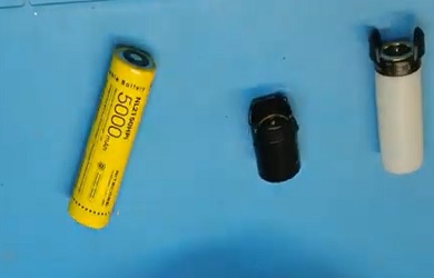 Nitecore Magnetic battery flash light MPB21